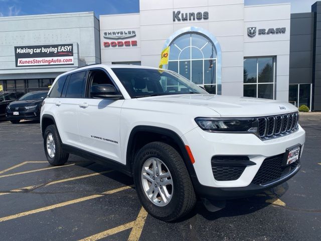 2023 Jeep Grand Cherokee Laredo