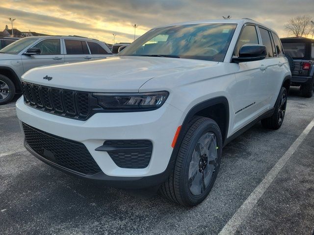 2023 Jeep Grand Cherokee Altitude