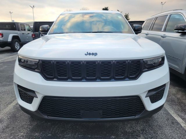 2023 Jeep Grand Cherokee Altitude