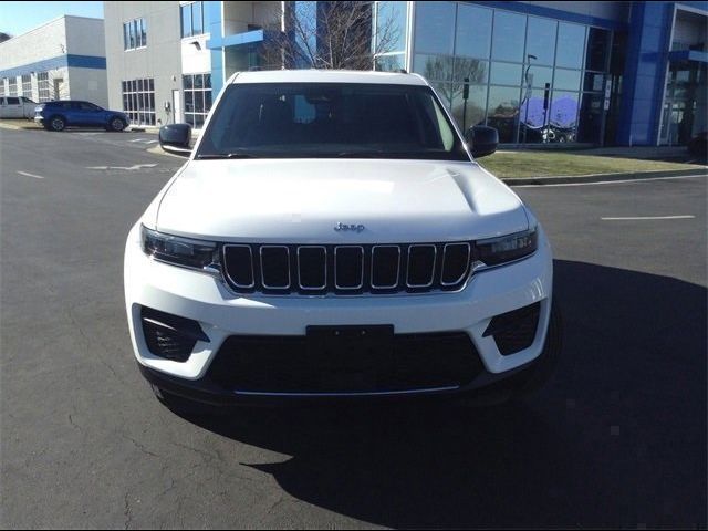 2023 Jeep Grand Cherokee Laredo