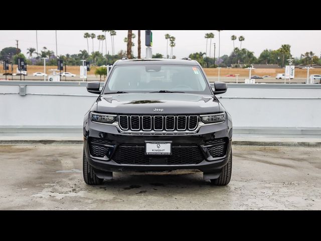 2023 Jeep Grand Cherokee Laredo