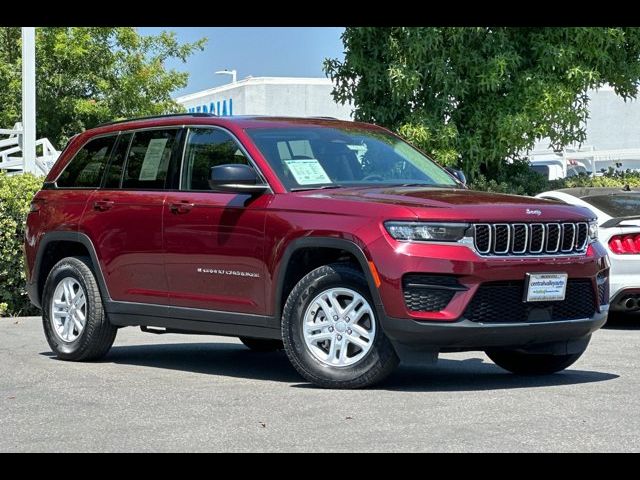 2023 Jeep Grand Cherokee Laredo