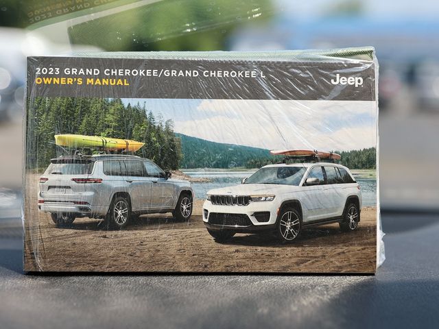2023 Jeep Grand Cherokee Laredo
