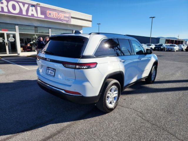 2023 Jeep Grand Cherokee Laredo