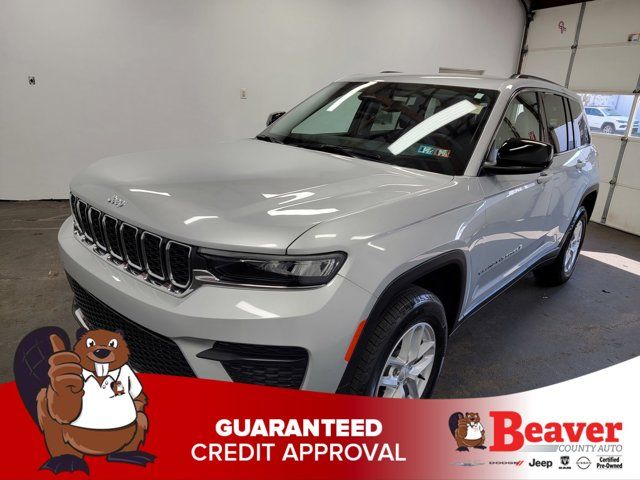 2023 Jeep Grand Cherokee Laredo