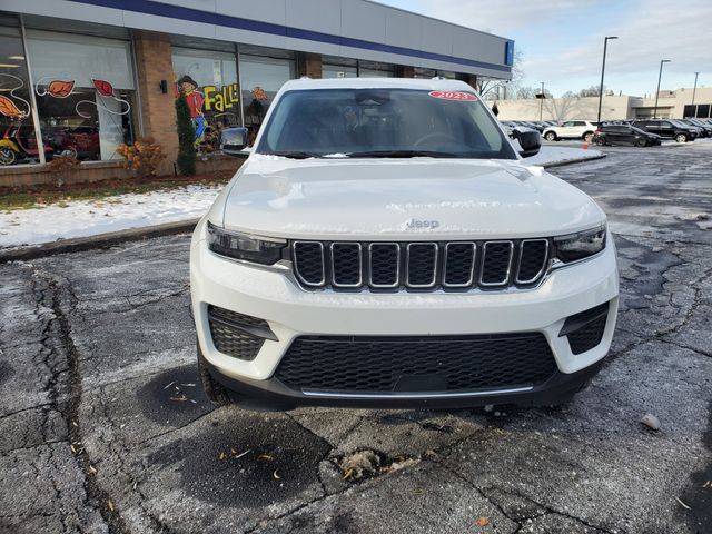 2023 Jeep Grand Cherokee Laredo