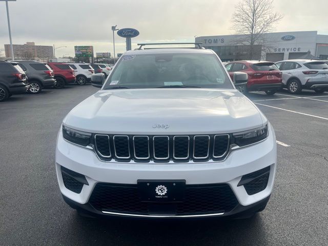 2023 Jeep Grand Cherokee Laredo
