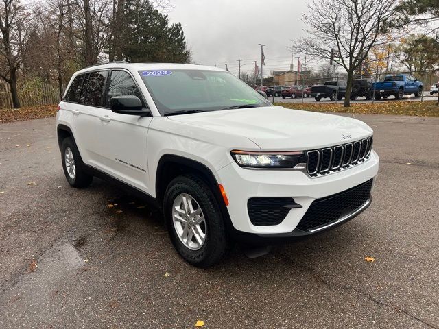 2023 Jeep Grand Cherokee Laredo