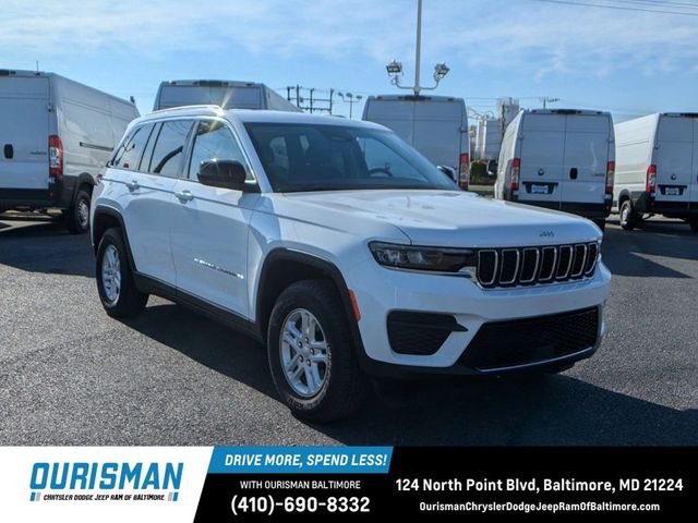 2023 Jeep Grand Cherokee Laredo