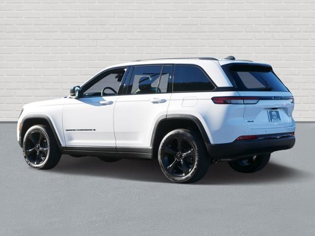 2023 Jeep Grand Cherokee Altitude