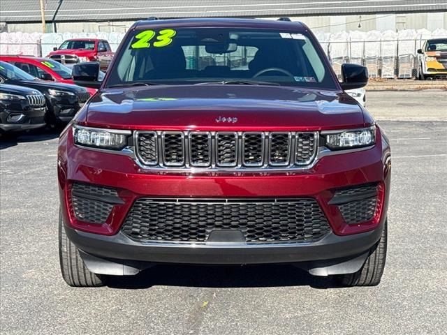 2023 Jeep Grand Cherokee Laredo