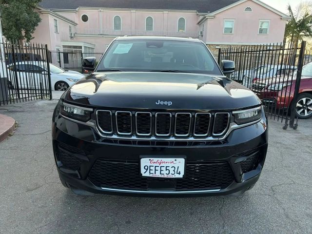 2023 Jeep Grand Cherokee Laredo