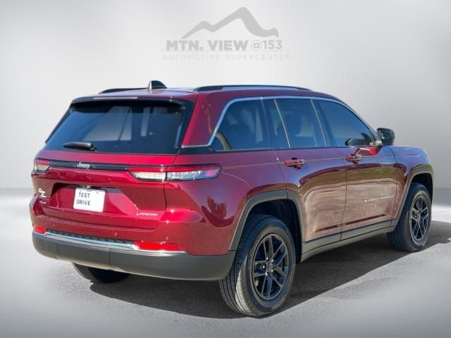 2023 Jeep Grand Cherokee Laredo