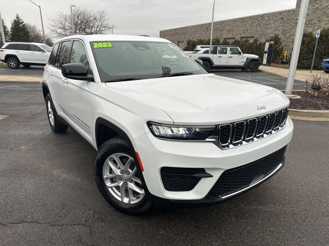 2023 Jeep Grand Cherokee Laredo