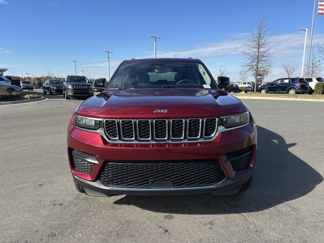 2023 Jeep Grand Cherokee Laredo