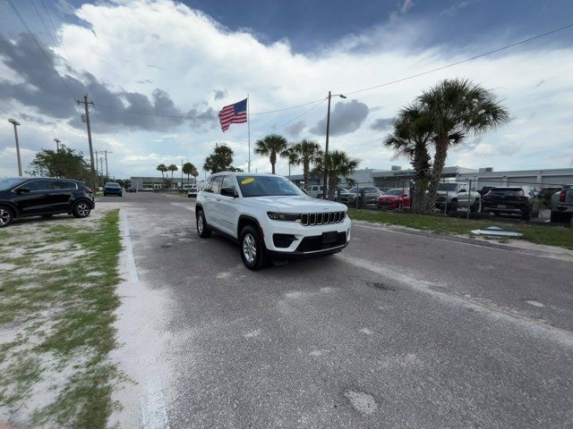 2023 Jeep Grand Cherokee Laredo