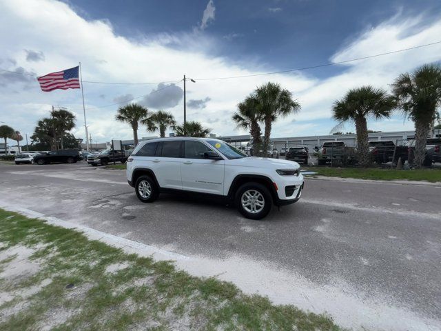 2023 Jeep Grand Cherokee Laredo