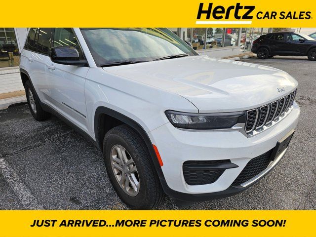 2023 Jeep Grand Cherokee Laredo