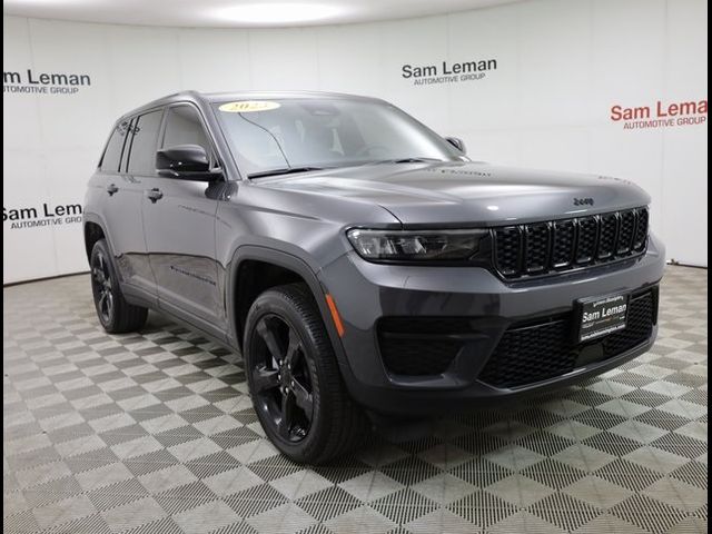 2023 Jeep Grand Cherokee Altitude