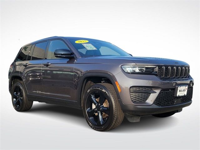 2023 Jeep Grand Cherokee Altitude