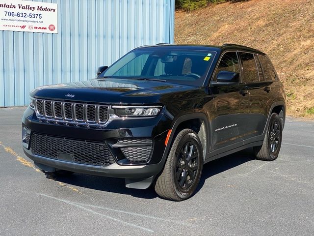 2023 Jeep Grand Cherokee Laredo