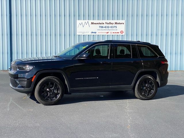 2023 Jeep Grand Cherokee Laredo