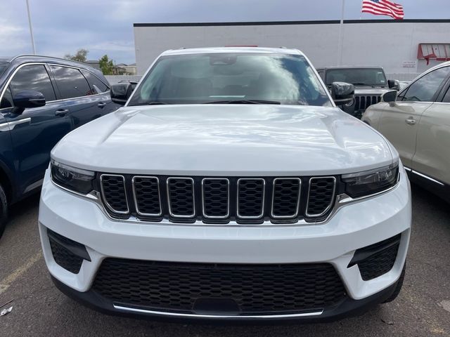 2023 Jeep Grand Cherokee Laredo