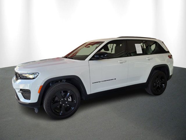 2023 Jeep Grand Cherokee Altitude