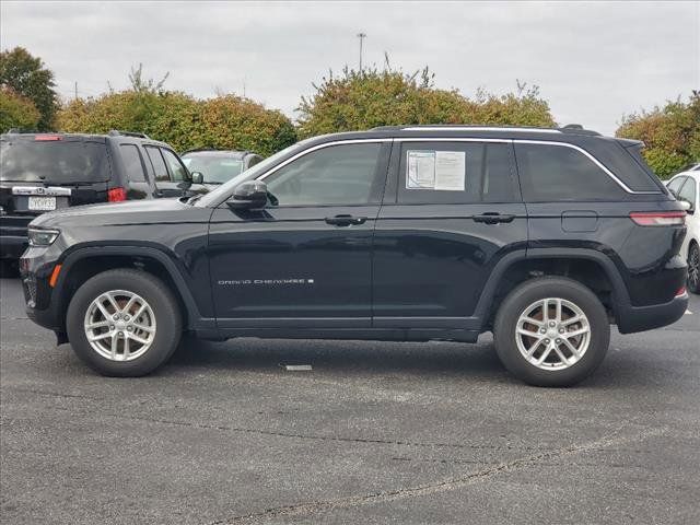 2023 Jeep Grand Cherokee Laredo