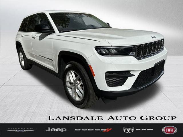 2023 Jeep Grand Cherokee Laredo