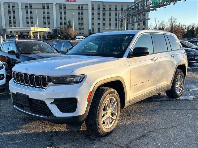 2023 Jeep Grand Cherokee Laredo