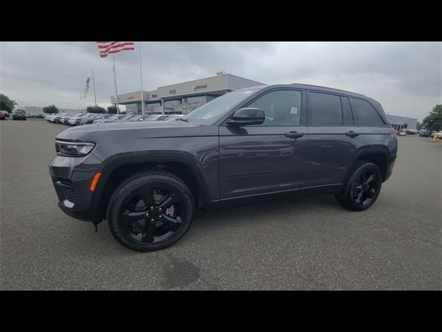 2023 Jeep Grand Cherokee Altitude