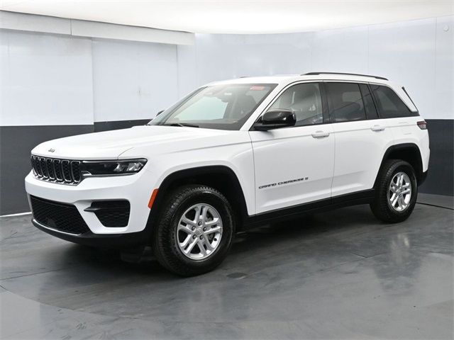 2023 Jeep Grand Cherokee Laredo