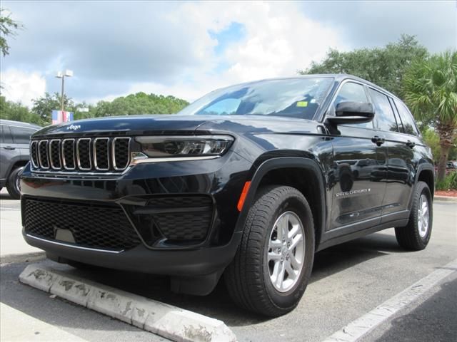 2023 Jeep Grand Cherokee Laredo