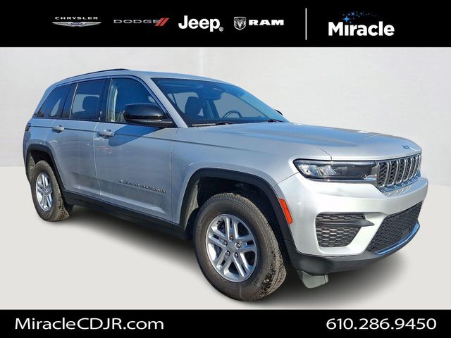 2023 Jeep Grand Cherokee Laredo