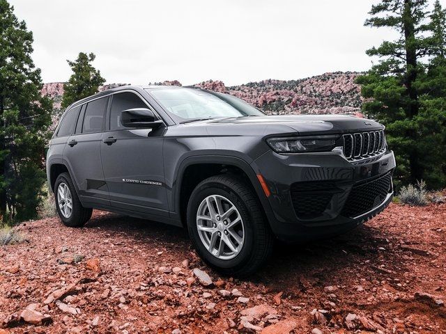 2023 Jeep Grand Cherokee Laredo X