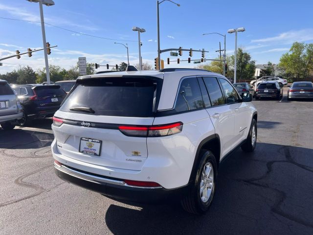 2023 Jeep Grand Cherokee Laredo