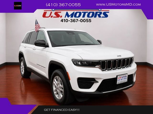 2023 Jeep Grand Cherokee Laredo