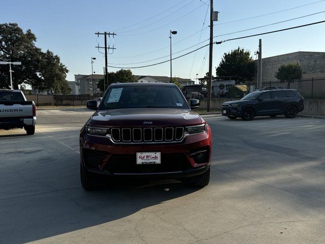 2023 Jeep Grand Cherokee Laredo X