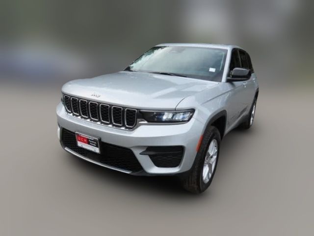 2023 Jeep Grand Cherokee Laredo X