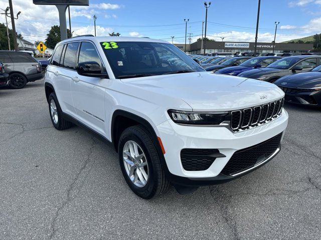 2023 Jeep Grand Cherokee Laredo X