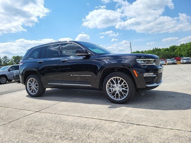 2023 Jeep Grand Cherokee Summit