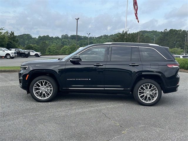 2023 Jeep Grand Cherokee Summit