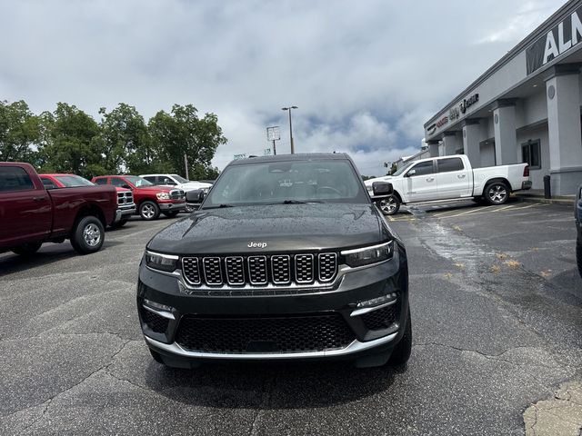 2023 Jeep Grand Cherokee Summit