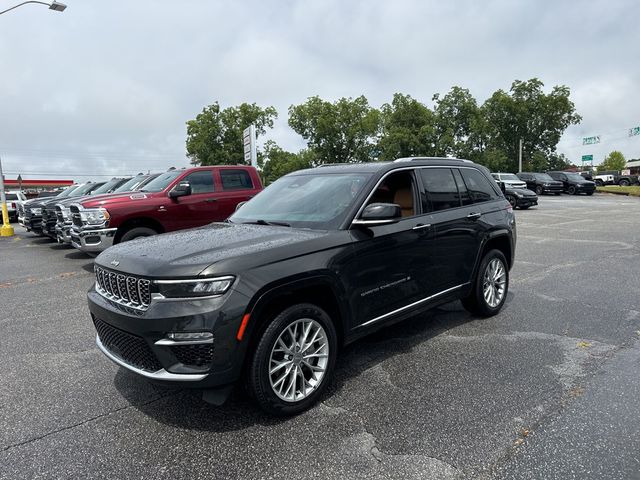 2023 Jeep Grand Cherokee Summit