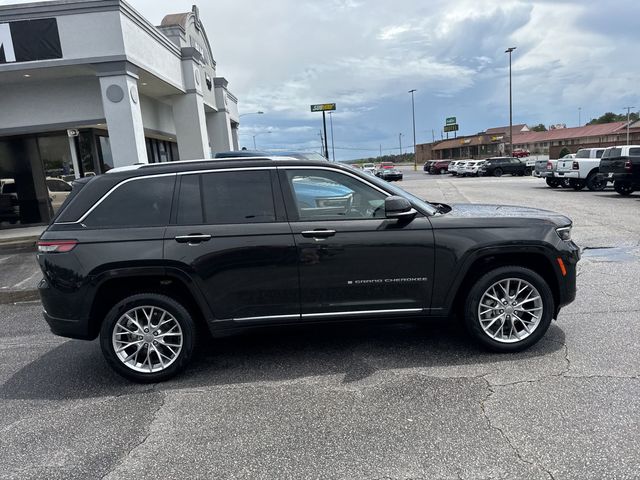 2023 Jeep Grand Cherokee Summit