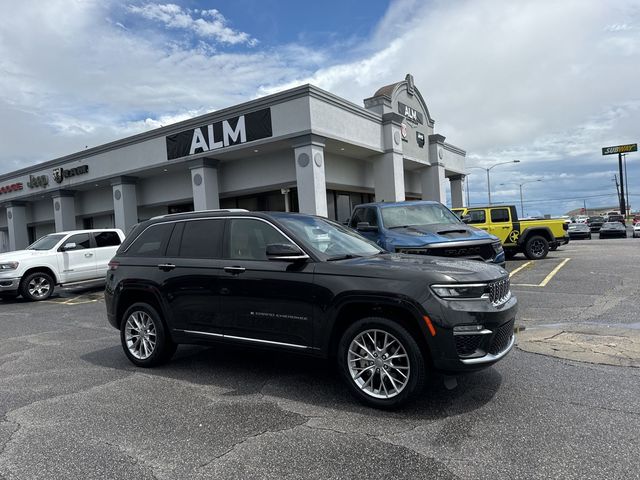 2023 Jeep Grand Cherokee Summit