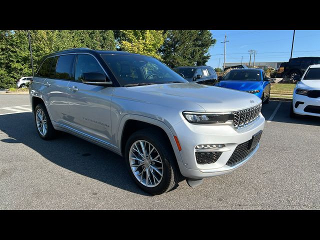 2023 Jeep Grand Cherokee Summit