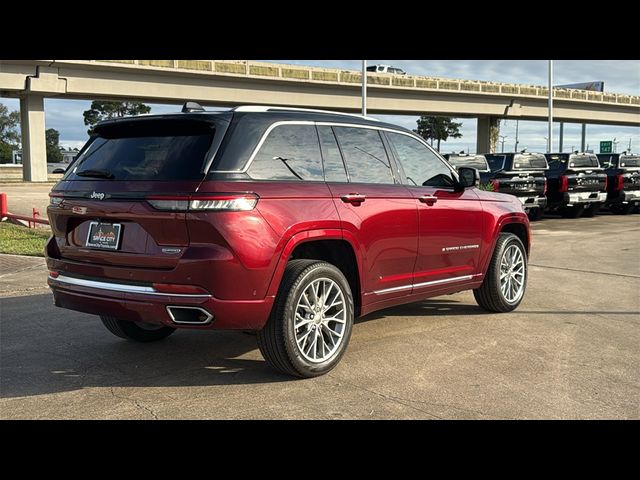 2023 Jeep Grand Cherokee Summit