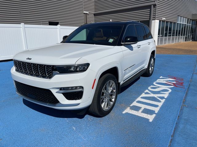 2023 Jeep Grand Cherokee Summit